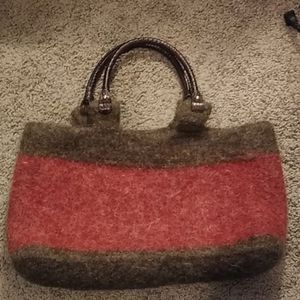 Mohair? Or Wool? Thick purse no pockets